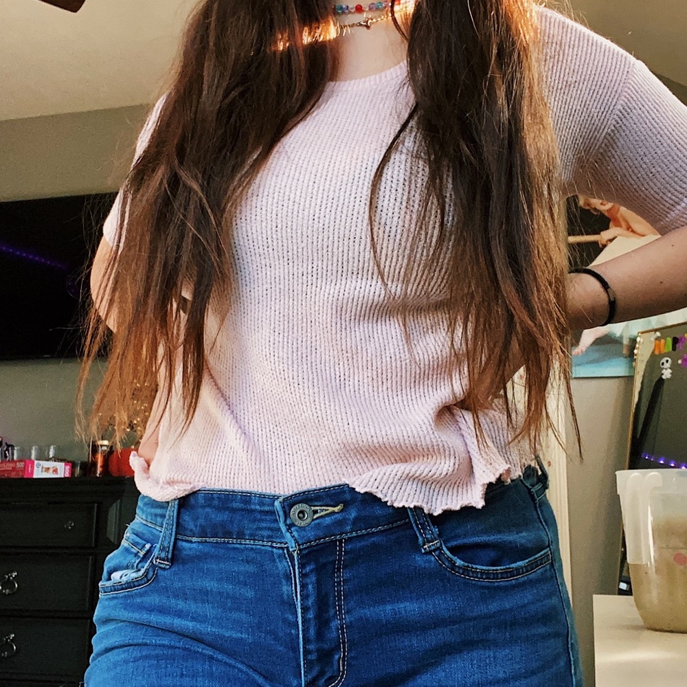 Pink Ribbed Croptop - Picture 2 of 5